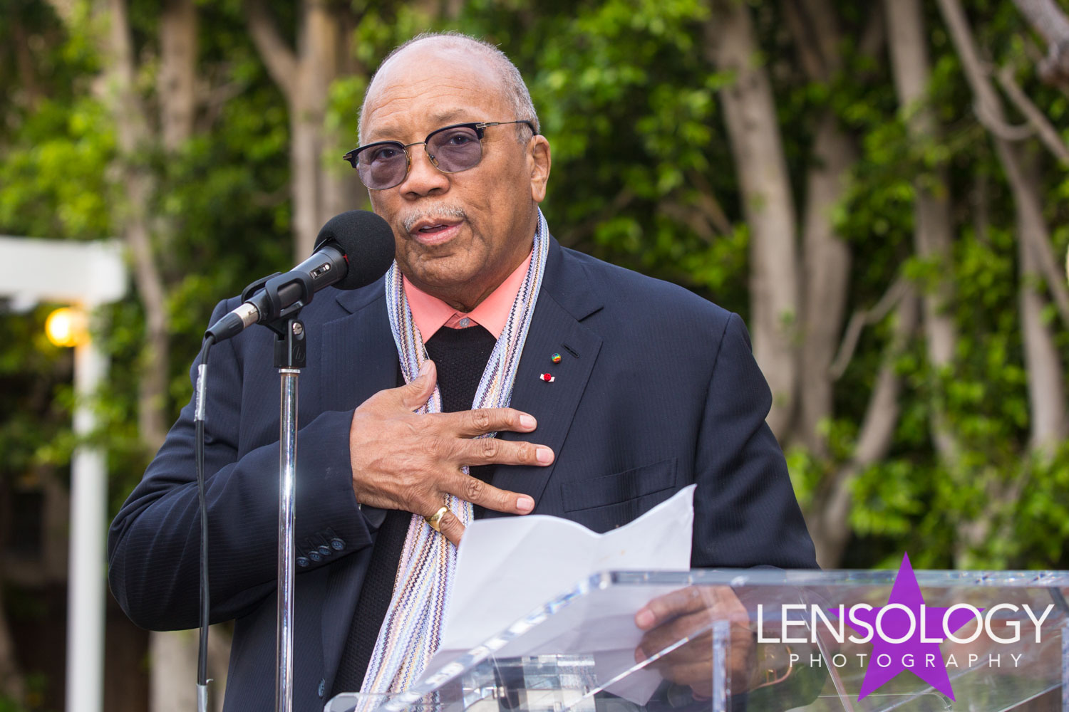 LENSOLOGY.NET - SACEM and The French Consul honors music veteran Quincy Jones with an award at the Résidence de France in Beverly Hills, CA.
All images are copyright of Lensology.net
Email: info@lensology.net
www.lensology.net